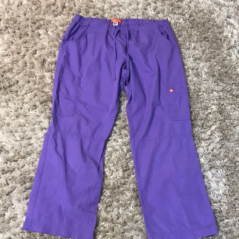Scrub pants.